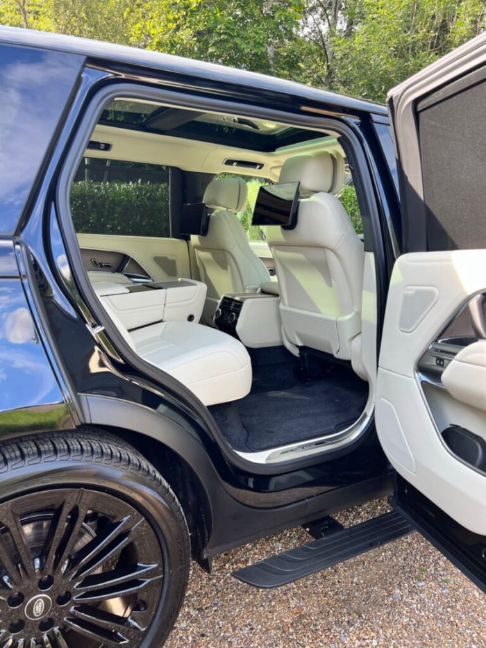 Executive Shuttle Services | Dube Lethu